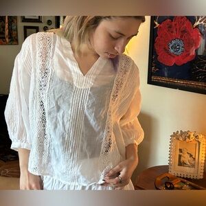 Frame Denim Ivory Lace-Trim V-Neck Blouse